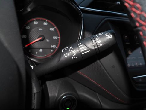 Used 2023 Chevrolet TrailBlazer RS image 36