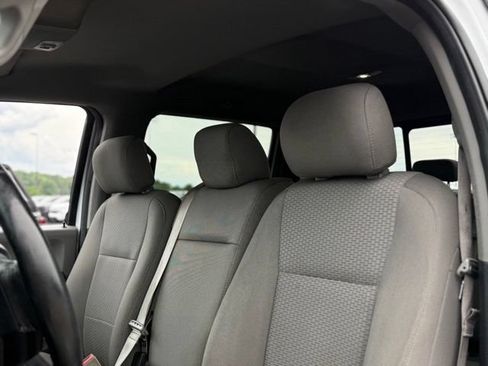 Used 2019 Ford F150 XLT w/ Equipment Group 302A Luxury AWD/4WD image 15