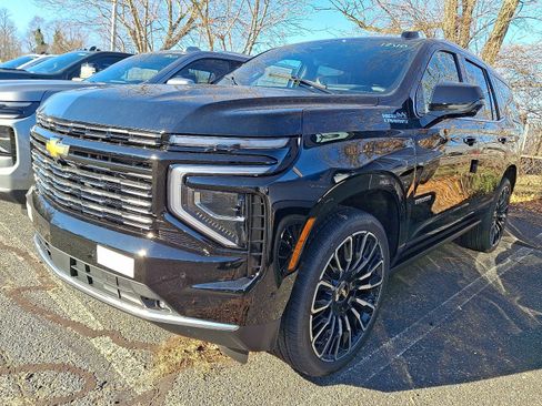 New 2026 Chevrolet Tahoe High Country image 3