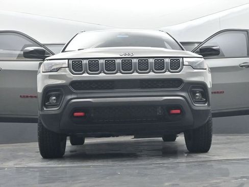 Used 2023 Jeep Compass Trailhawk AWD/4WD image 69