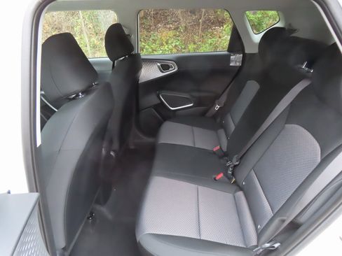 New 2025 Kia Soul LX w/ LX Technology Package image 19