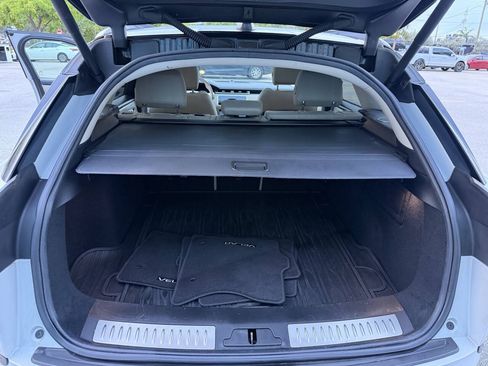 Used 2018 Land Rover Range Rover Velar R-Dynamic SE AWD/4WD image 36