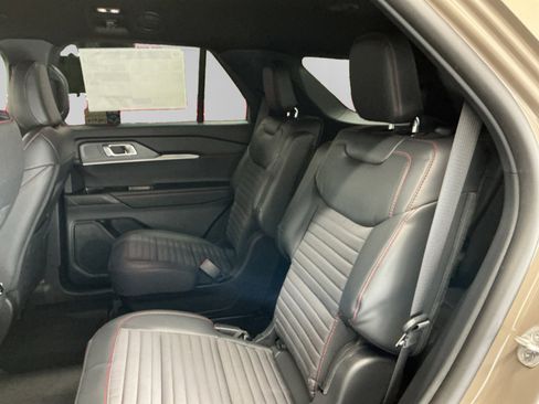 New 2026 Ford Explorer ST-Line image 13