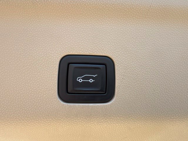 Used 2023 Cadillac Escalade Premium Luxury AWD/4WD image 54