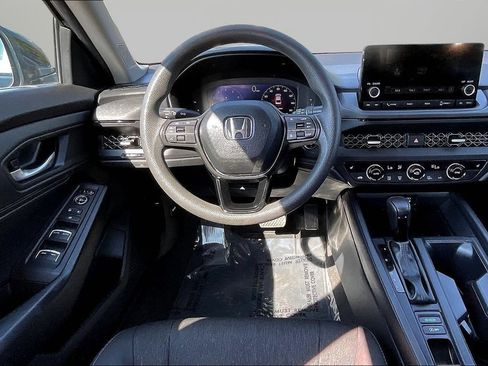Used 2024 Honda Accord EX image 8