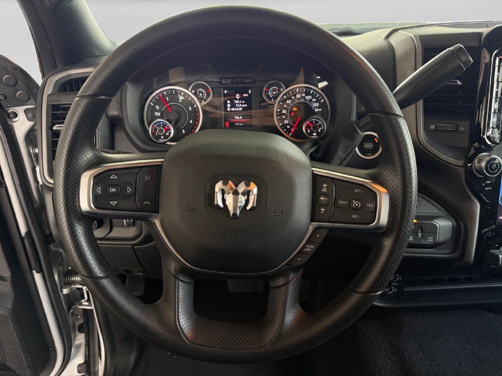 Used 2026 RAM 2500 Tradesman AWD/4WD image 12