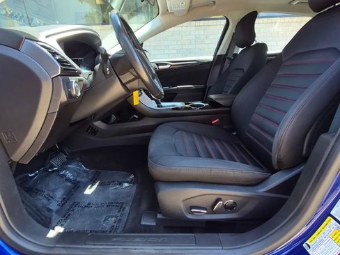 Used 2013 Ford Fusion SE FWD image 10