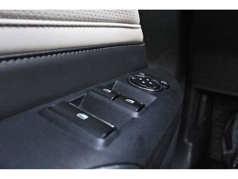 Used 2024 Ford Mustang Premium image 20