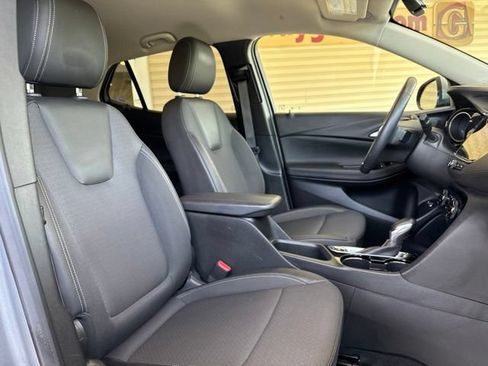 Used 2023 Buick Encore GX Select w/ Sport Touring Package FWD image 27