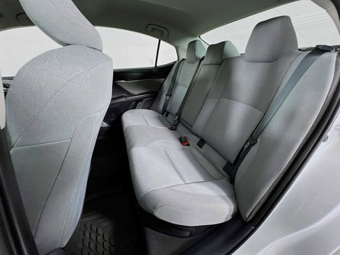 Used 2025 Toyota Camry LE AWD/4WD image 23