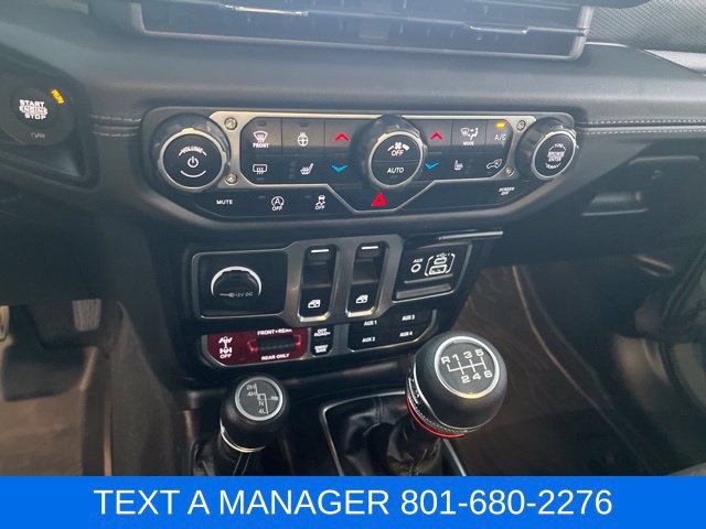 Used 2024 Jeep Wrangler Rubicon w/ Convenience Group AWD/4WD image 29