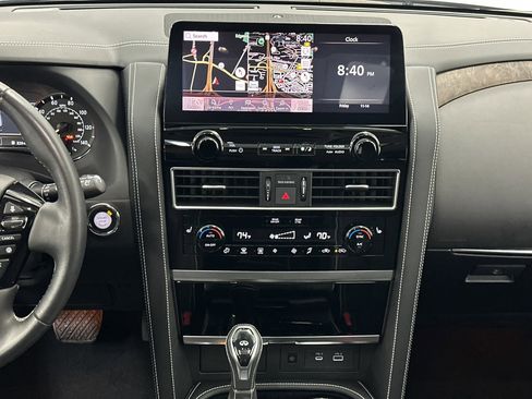 Used 2024 INFINITI QX80 Premium Select w/ Cargo Package image 22