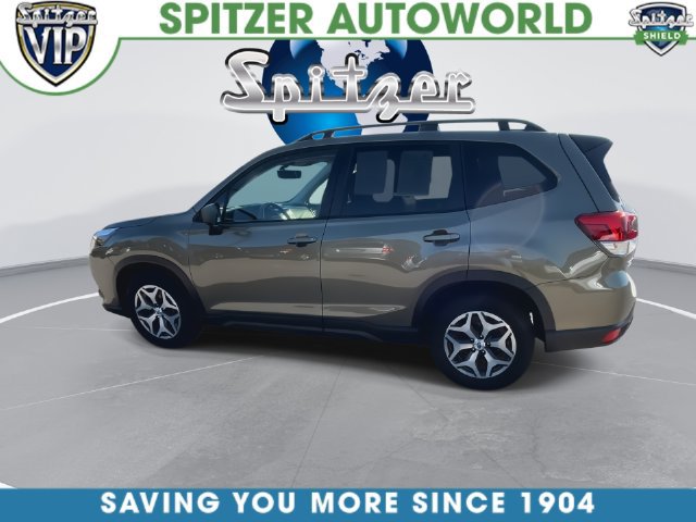Certified 2024 Subaru Forester Premium AWD/4WD image 11