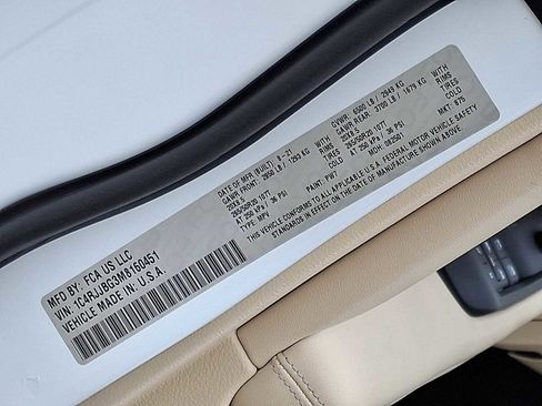 Used 2021 Jeep Grand Cherokee L Limited image 41