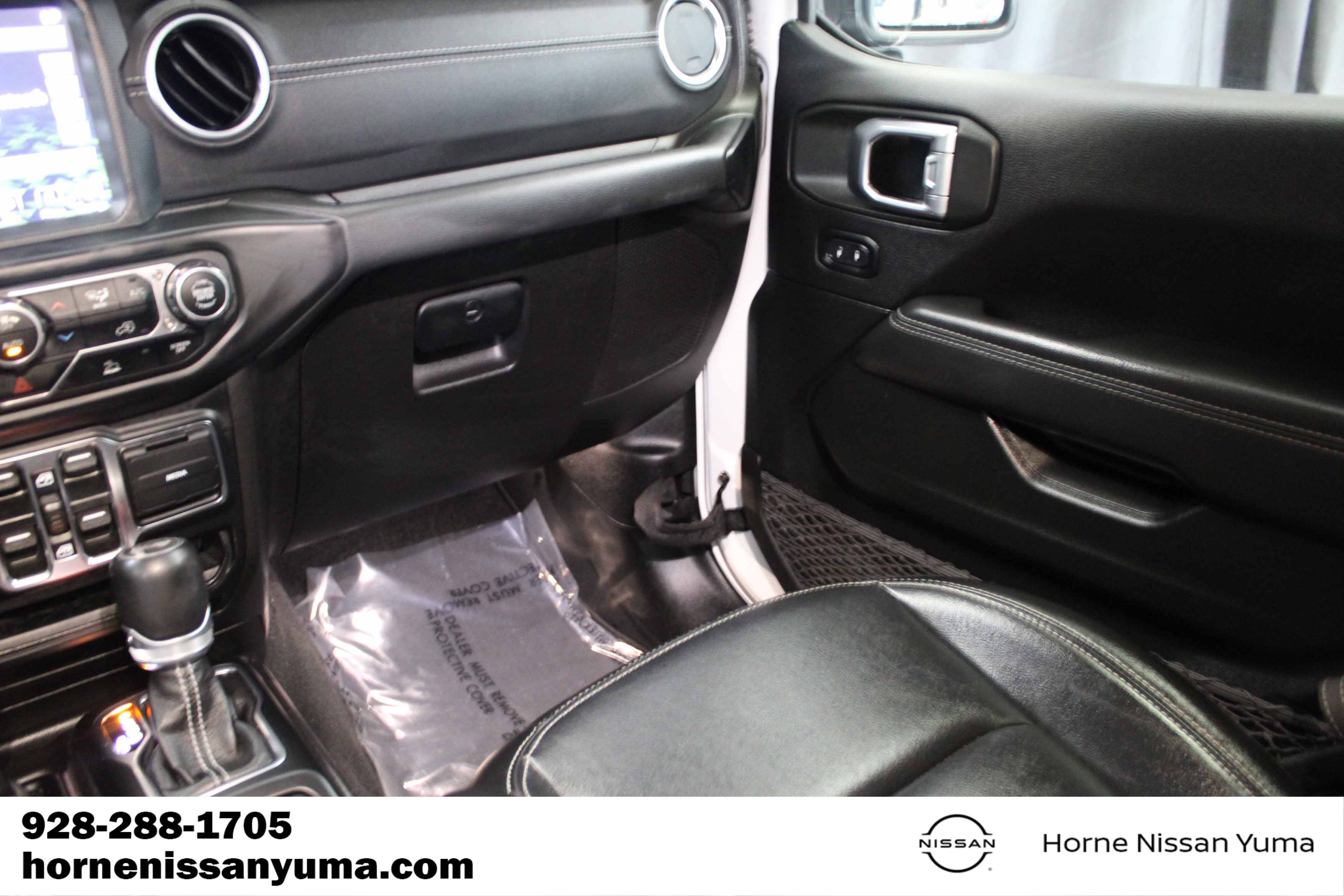 Used 2022 Jeep Wrangler Unlimited Sahara AWD/4WD image 10