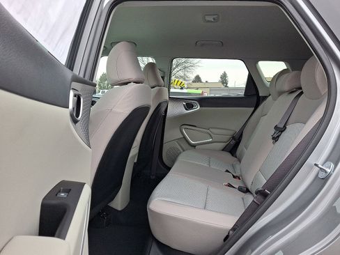 New 2025 Kia Soul LX w/ LX Technology Package image 6
