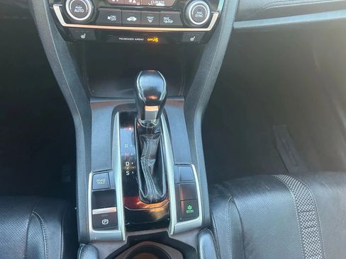Used 2020 Honda Civic Touring image 23