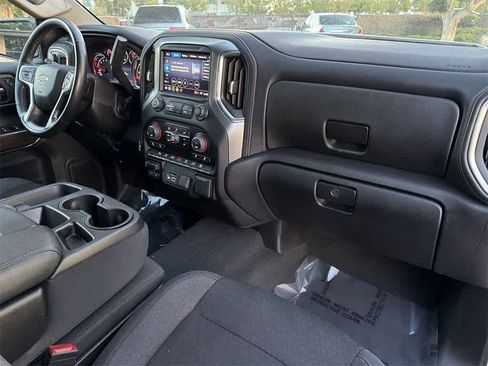 Used 2022 Chevrolet Silverado 1500 LT image 42