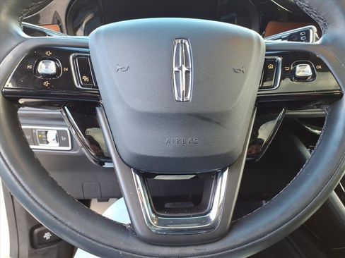 Used 2022 Lincoln Corsair Reserve w/ Equipment Group 201A image 17