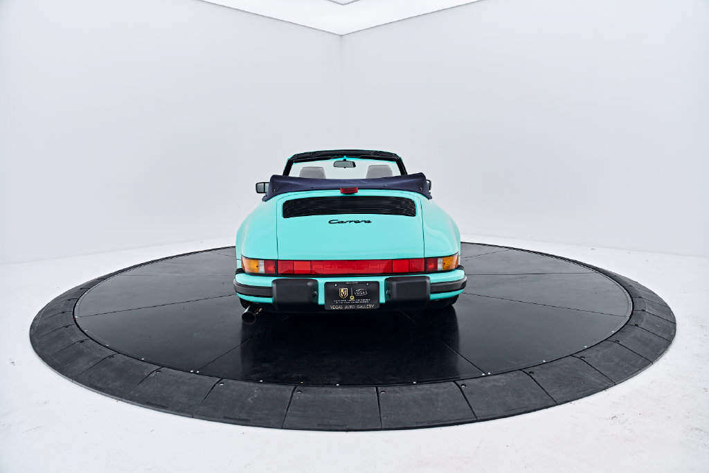 Used 1988 Porsche 911 Carrera RWD image 14