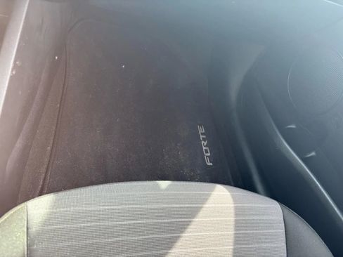 Used 2016 Kia Forte LX image 22