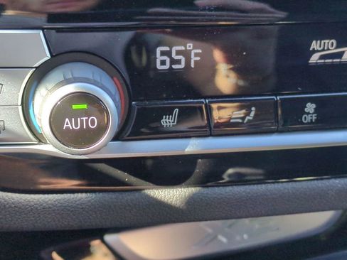 Used 2021 BMW X3 xDrive30i w/ Premium Package image 24