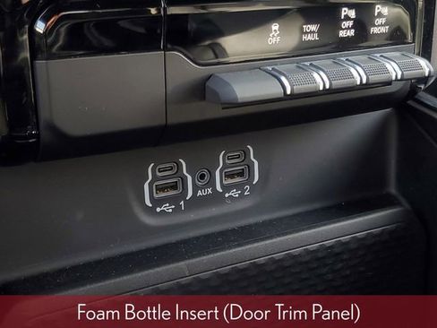 Used 2023 RAM 1500 Laramie image 32