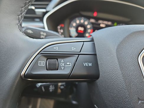 Used 2024 Audi Q3 2.0T Premium Plus image 25