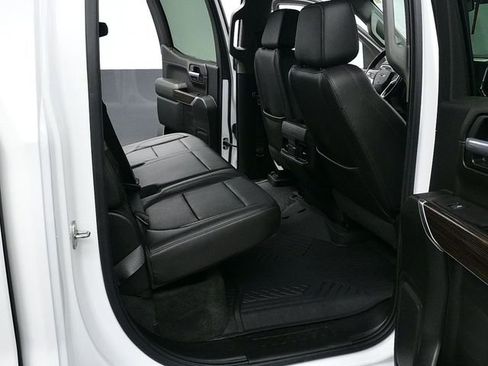 Used 2020 Chevrolet Silverado 1500 RST image 16