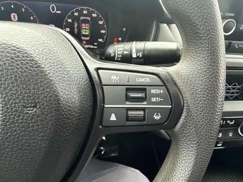Used 2025 Honda Accord SE image 29