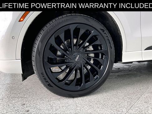 Used 2022 Lincoln Aviator Reserve w/ Equipment Group 201A AWD/4WD image 12
