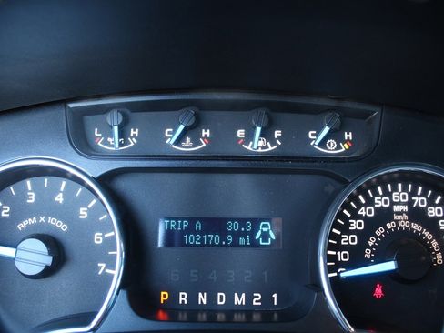 Used 2013 Ford F150 XLT w/ Trailer Tow Pkg image 23