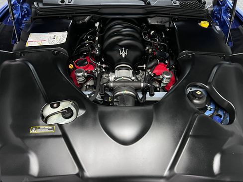 Used 2016 Maserati GranTurismo Sport image 38