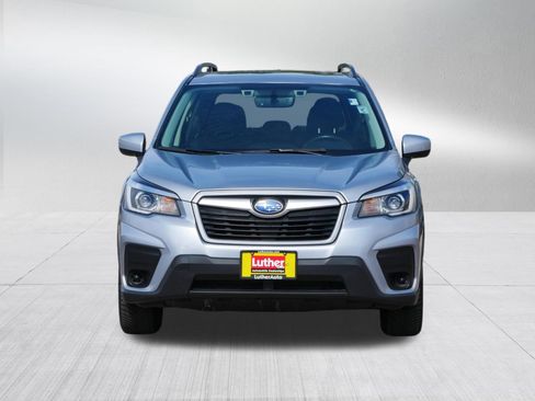 Used 2020 Subaru Forester Premium AWD/4WD image 2