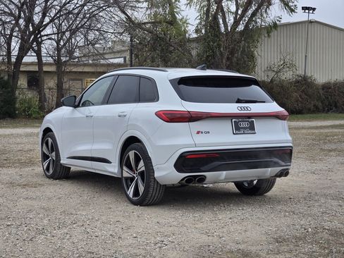 New 2025 Audi SQ5 Premium Plus image 11