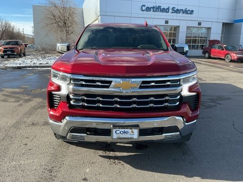 Used 2023 Chevrolet Silverado 1500 LTZ image 3