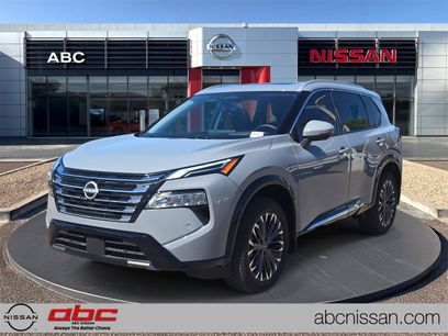 New 2025 Nissan Rogue Platinum w/ Tech Package