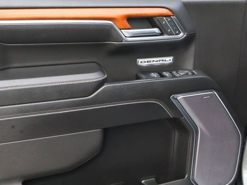 Used 2023 GMC Sierra 1500 Denali w/ Denali Reserve Package image 19