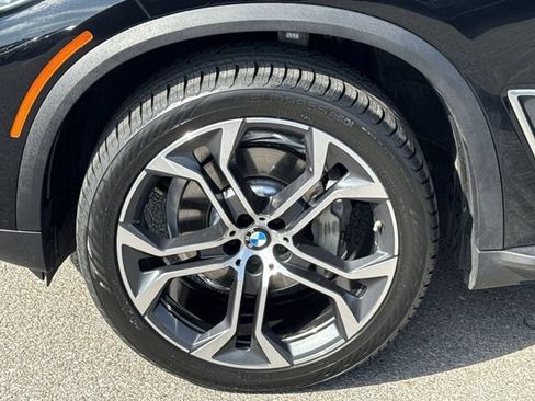 Used 2022 BMW X5 sDrive40i w/ Premium Package RWD image 23