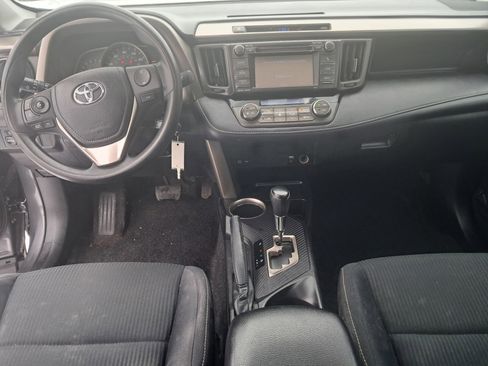 Used 2013 Toyota RAV4 XLE image 6