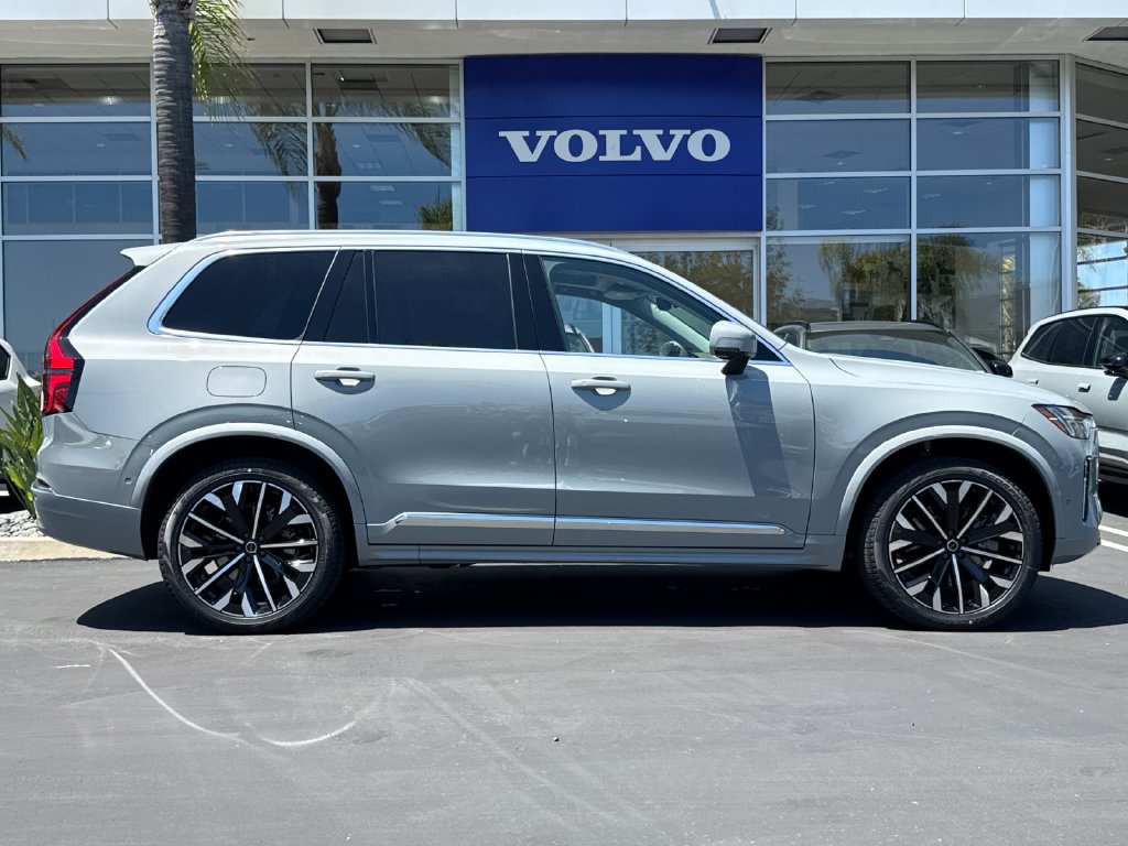New 2026 Volvo XC90 T8 Plus AWD/4WD image 6