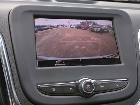 Used 2024 Chevrolet Equinox LT image 20