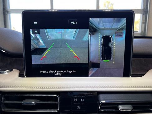 Used 2023 Lincoln Aviator Reserve w/ Equipment Group 201A image 31