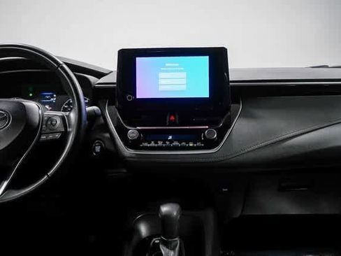 Certified 2024 Toyota Corolla SE image 13