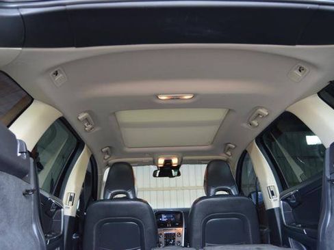 Used 2012 Volvo XC60 T6 AWD/4WD image 41