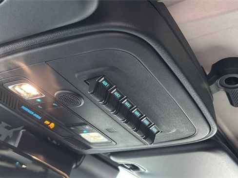 New 2025 Ford Bronco Badlands image 21