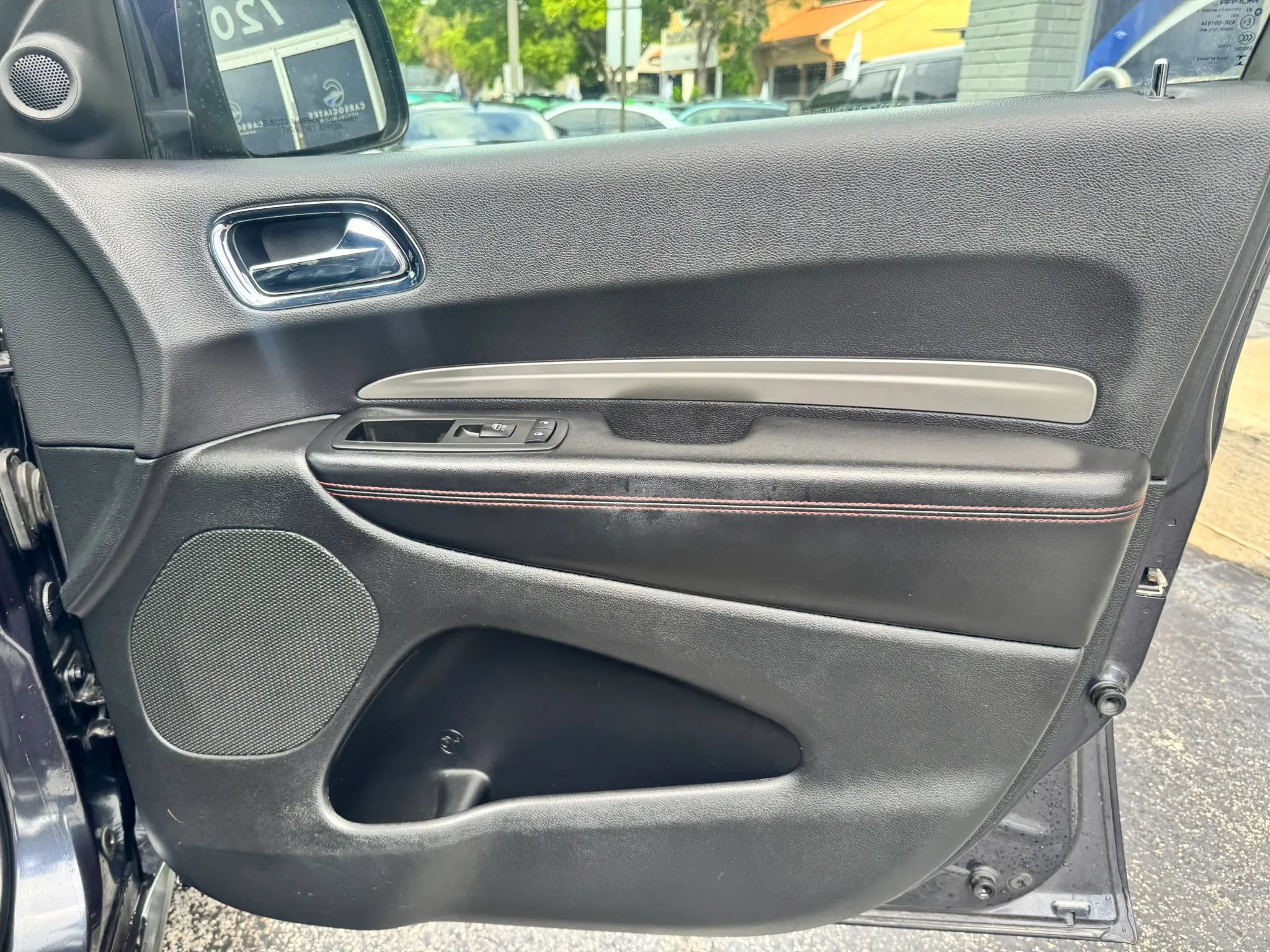 Used 2014 Dodge Durango R/T RWD image 32