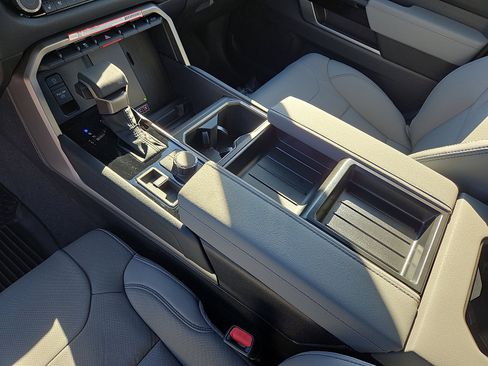 New 2026 Toyota Tundra Limited image 15