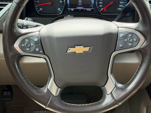 Used 2019 Chevrolet Tahoe Premier AWD/4WD image 13