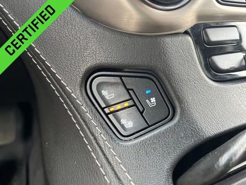 Certified 2020 GMC Yukon Denali w/ Denali Ultimate Package AWD/4WD image 26